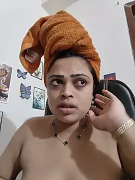 Pinky-2 - Oiling My Sexy Pussy Hole
