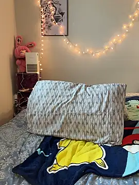 Sluttybabygirl02 - Lingerie off 🍒🍑