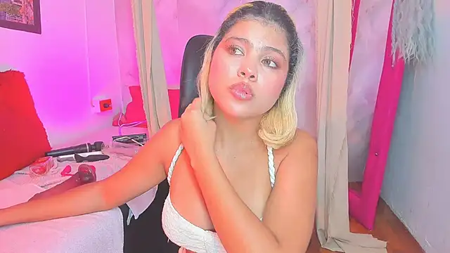 Sofiacastillo01 - SQUIRT WITH MY FINGERS