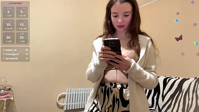 SophieVayne - Tissing Boobs