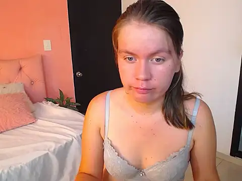 Celestelara - show tits