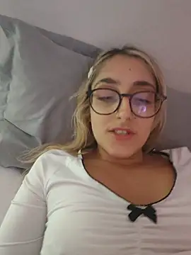 Princiana - 😈Spit on pussy +hot fingering