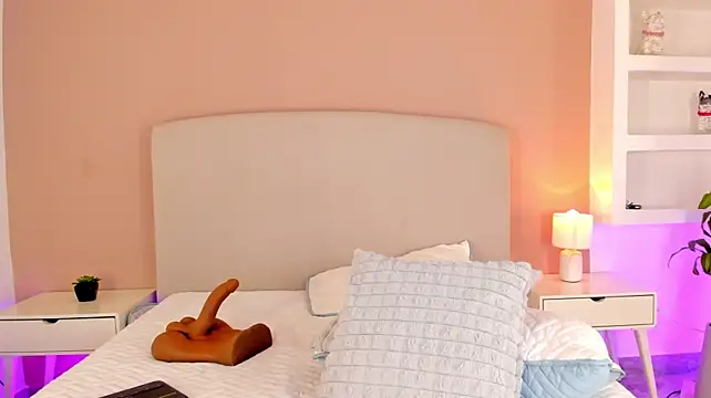 Nathalynbarnes - NAKED DANCE+ OIL SHOW