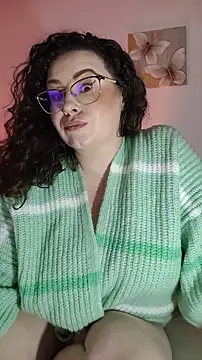 Elissa_Floyd__ - fingering pussy 2 minutes