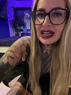KathaleaNoir - Finger Pussy