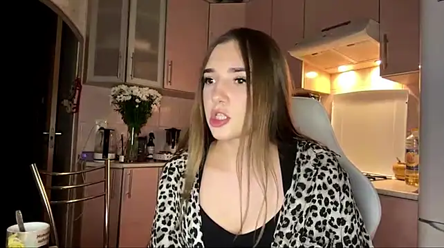 PamelaBurson - Wet pussy play in PM