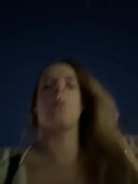 SexyMilf_1987 - Show ass and 10 spanks