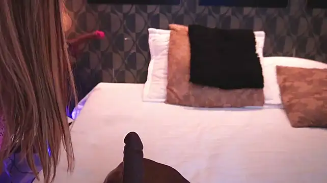 SharomRoss - 💋clap my ass+ oil