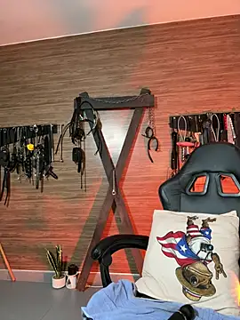 Yey_bdsm