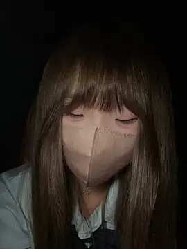 Kkkkiiii-42 - 户外被强奸 18cm大屌插粉逼 淫水流不停💦进来脱裤子打飞机