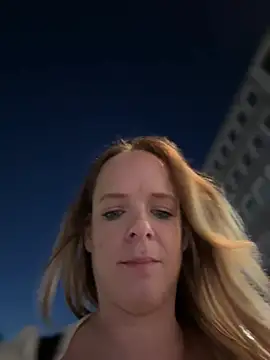 SexyMilf_1987 - Show ass and 10 spanks