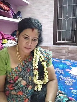 Tamilaruvi