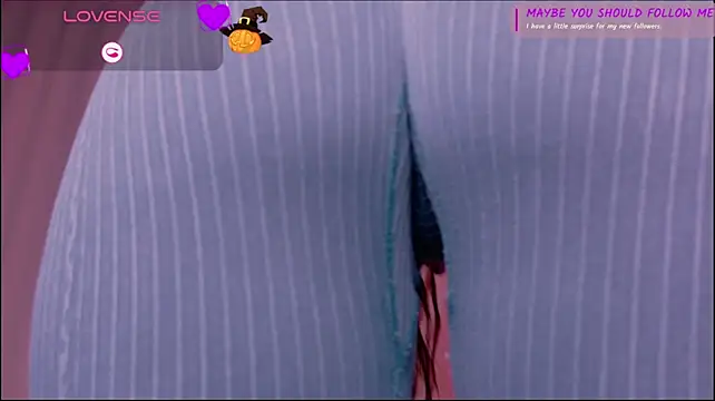 Megan_browns1 - make my pants get wet