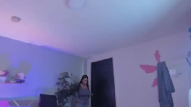 YariRose - squirt in you face 🔥