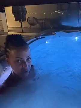 SweetPetiteNoir - Sit on the pool edge and bounce Boobs 😈