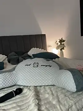DianaaLight - Dildo in my pussy