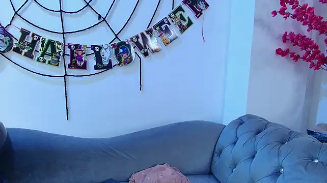 Lily_roussex - Squats off pantys x7🤸‍♀️