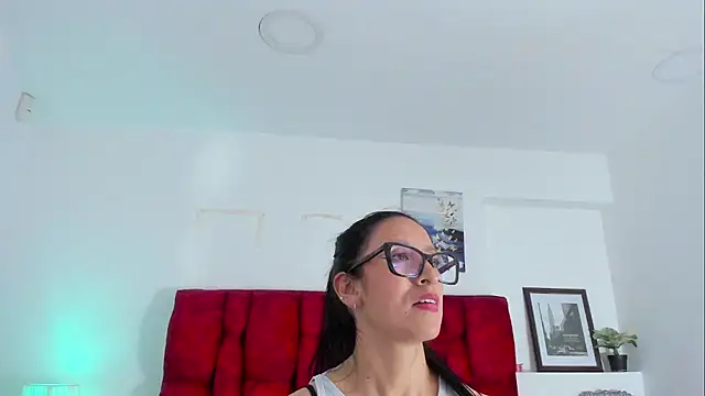 ZarayFeet_ - suck my feet