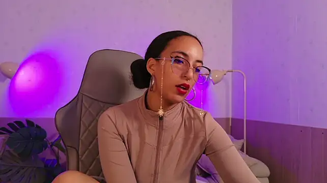 Millie_Volturi - Look your Luxury mistress curves✨