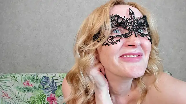 Angelica_marquise - I'll squirt.