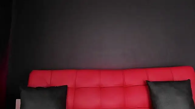 Alessialouren - oil on boobs + pull nipples