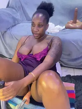 The_OnlyMustangfeels - Spank Pussy and squirt😍 💦💦💦
