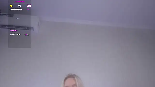 Anna_chatstrip - shower video last tip