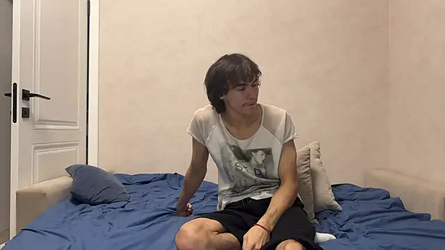 DuoSilk - Oil her sweetie boobs