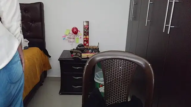 Grace_mature_milf - finger in pussy