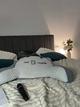 DianaaLight - Dildo in my pussy