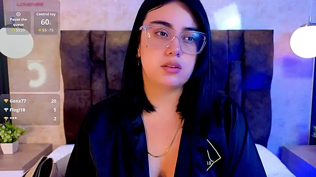 Vicky_grey - FLASH BOOBS