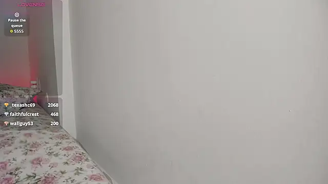 Mayaamor - oil my sweet peach w/out panties