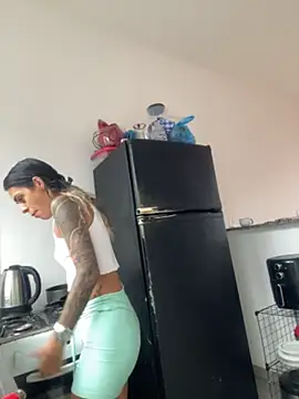 Sabrinaneves - Sentando no consolo