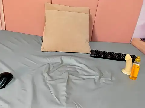 Sofy_aura26 - blowjob with a lot of saliva on the tits