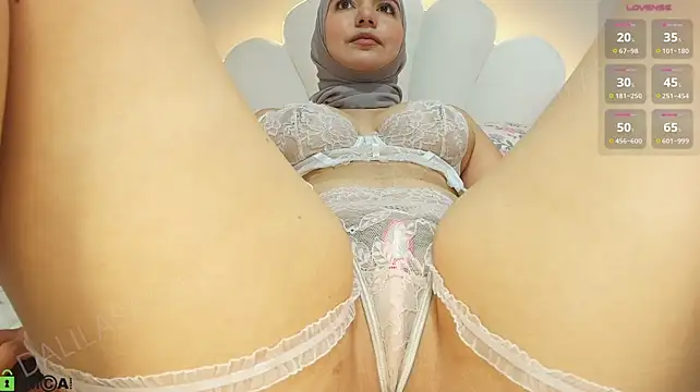Dalilasaadi_ - Footjob and play pussy