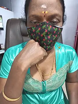 Umashreetamil - Full nude oil show 3 mts