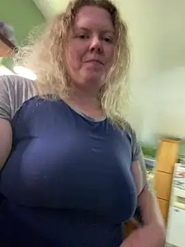 WaterKandy - Pick panties to wear