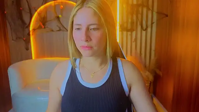 Aratna_Blonde_Tx - dedsnudo + aceite