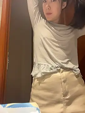 CiCi9 - 家里闺蜜一起蹭逼逼