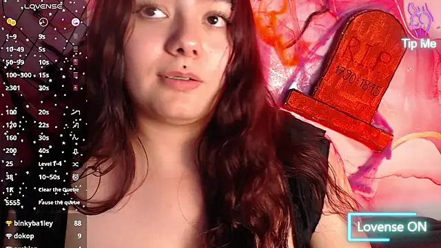 Lizeth_bigboob - Slowly taking off my panties from behind