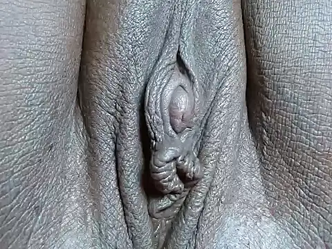 Morenahott1