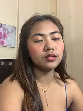 YaraSmith - fuck my dildo until I cum😜💦