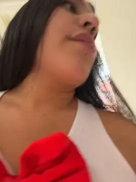 Emily_Gomezz - Plug in ass+ spank