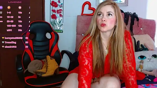 Natalyhotstepmom - FUMAR DESNUDA MONTAR DILDO