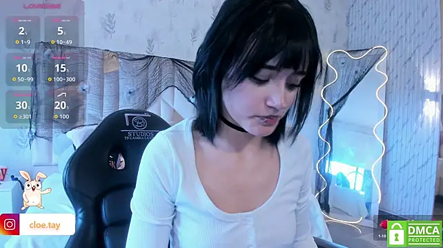Cloee_tay1 - PLUG ANAL+ SIT ON UR FACE