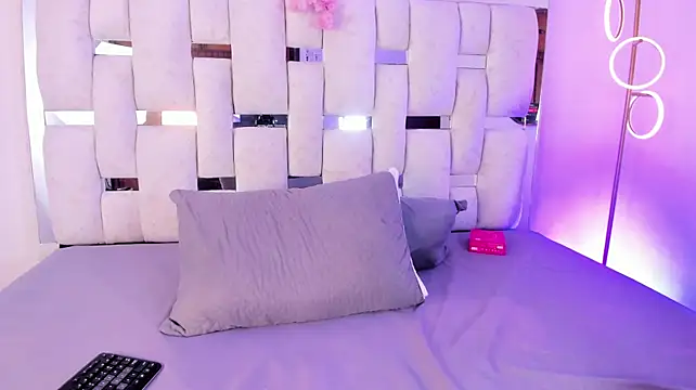 Antonella_Vega_ - ⭐fuck my clit 3 min Control lush⭐