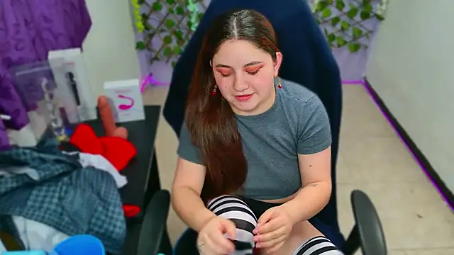 Ann_bronw - Fuck my pussy with dildo (cum)