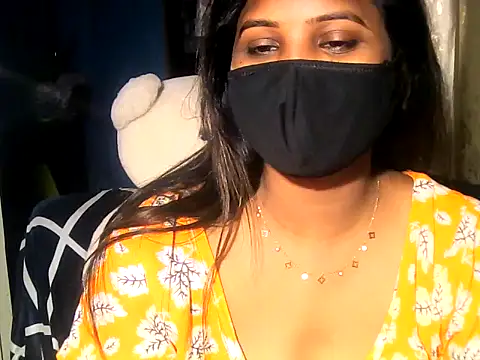 Hot_Myra - ass spank