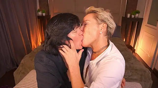 PleasureWeCouple
