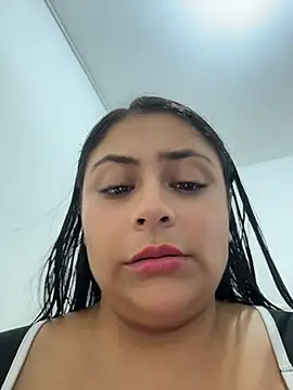 Angie_e - I masturbate in secret from my boss
